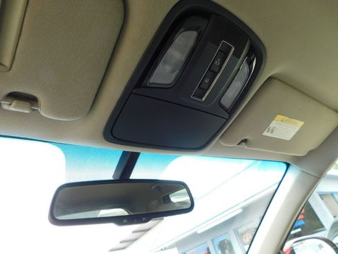 Used 2016 Kia Sorento FWD w/ LX Convenience Package image 39