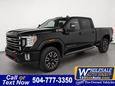 Used 2022 GMC Sierra 2500 AT4 w/ AT4 Preferred Package AWD/4WD image 1