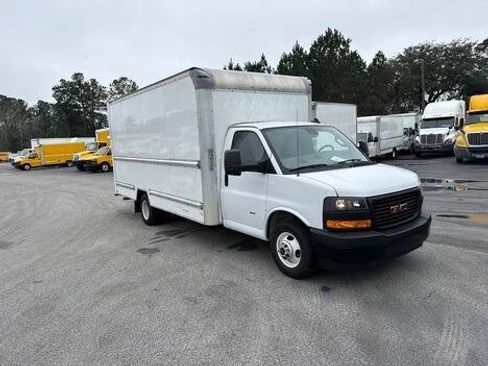 Used 2021 GMC Savana 3500 Extended w/ Power Convenience Package RWD image 2
