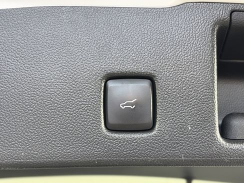 Used 2023 Ford Escape ST-Line image 15