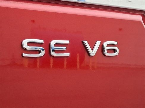 Used 2022 Volkswagen Atlas SE image 32