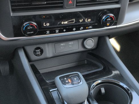 New 2026 Nissan Rogue SV FWD image 19