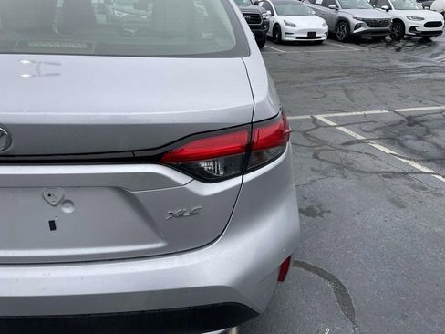 Used 2022 Toyota Corolla XLE image 18