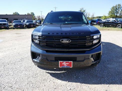 New 2025 Ford Expedition Platinum w/ Stealth Appearance Package image 8