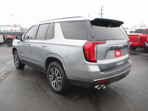 Used 2024 GMC Yukon AT4 w/ AT4 Premium Plus Package image 8
