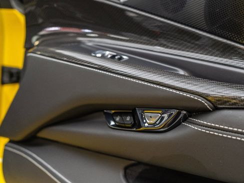 Used 2026 Chevrolet Corvette ZR1 w/ ZR1 Carbon Fiber Aero Package image 82