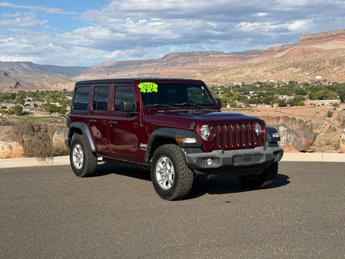 Used 2021 Jeep Wrangler Unlimited Sport image 3