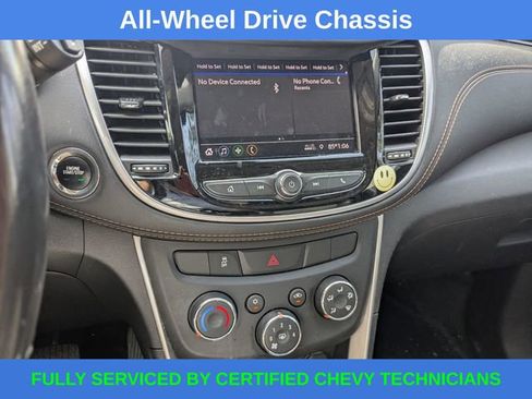 Used 2022 Chevrolet Trax LT w/ Driver Confidence Package image 25