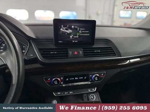 Used 2019 Audi Q5 2.0T Premium AWD/4WD image 18