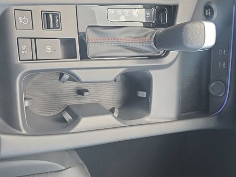 New 2026 Nissan Sentra SR w/ SR Premium Package FWD image 27