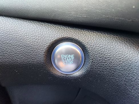 Certified 2023 Hyundai Santa Fe SEL image 33