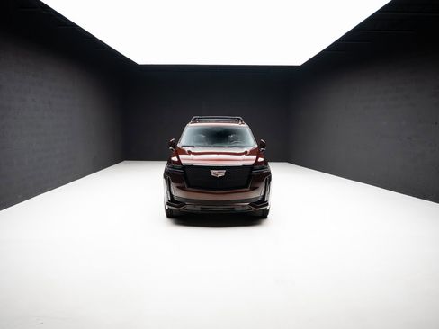 Used 2023 Cadillac Escalade ESV Sport Platinum w/ Heavy-Duty Trailer Package image 88