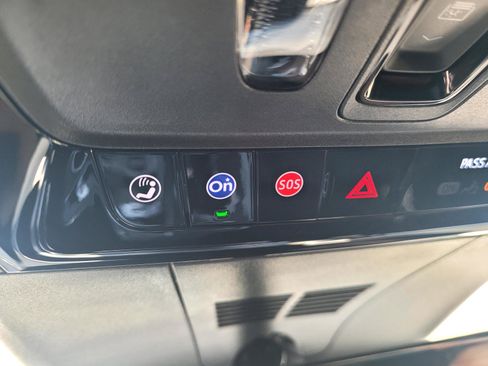 Certified 2025 Cadillac Lyriq Luxury w/ LPO, Floor Liner Package AWD/4WD image 21
