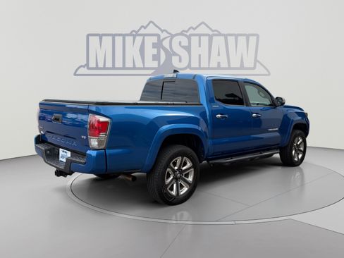 Used 2017 Toyota Tacoma Limited w/ Tow Package AWD/4WD image 5
