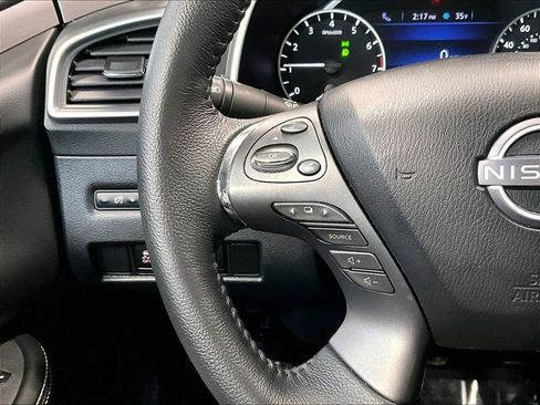 Used 2023 Nissan Murano SV w/ SV Midnight Edition Package image 15