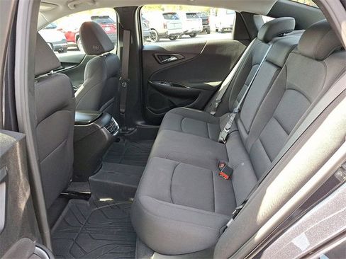 Used 2023 Chevrolet Malibu LT image 10