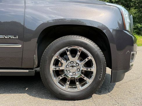 Used 2018 GMC Yukon Denali w/ Denali Ultimate Package AWD/4WD image 50