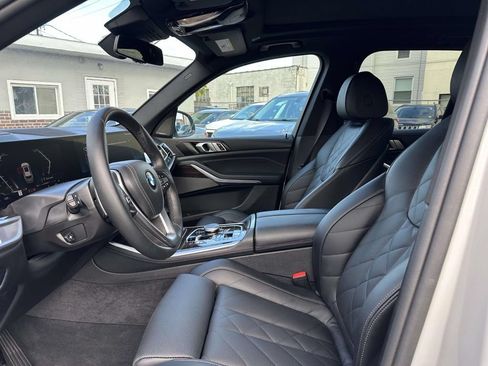 Used 2026 BMW X5 xDrive40i AWD/4WD image 18