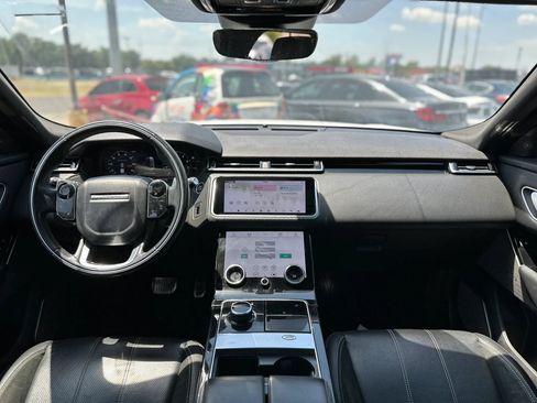 Used 2020 Land Rover Range Rover Velar R-Dynamic S AWD/4WD image 12