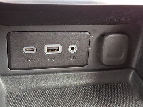 Used 2019 GMC Terrain SLE image 23