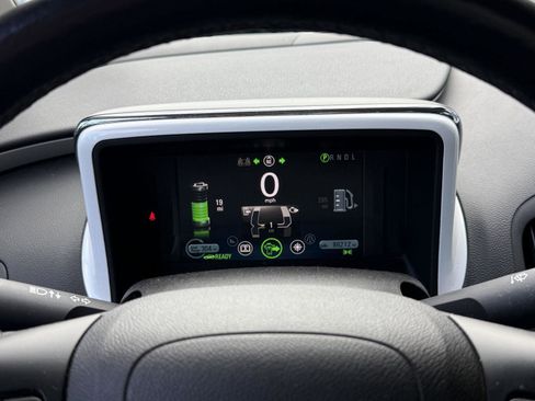 Used 2013 Chevrolet Volt w/ Enhanced Safety Package 1 FWD image 15