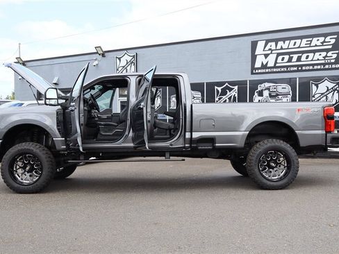 Used 2025 Ford F350 Platinum AWD/4WD image 37