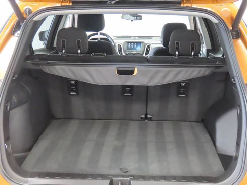 Used 2018 Chevrolet Equinox LT FWD image 17