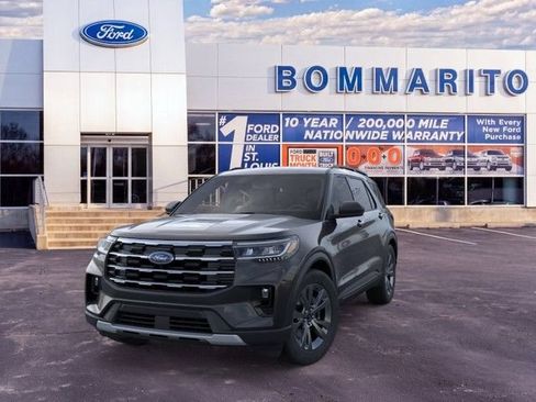 New 2026 Ford Explorer Active w/ Active Comfort Package AWD/4WD image 2