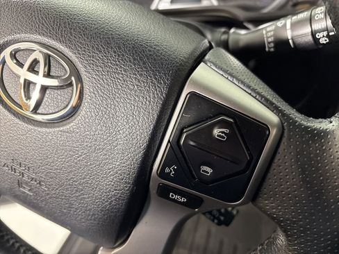 Used 2015 Toyota 4Runner SR5 image 22
