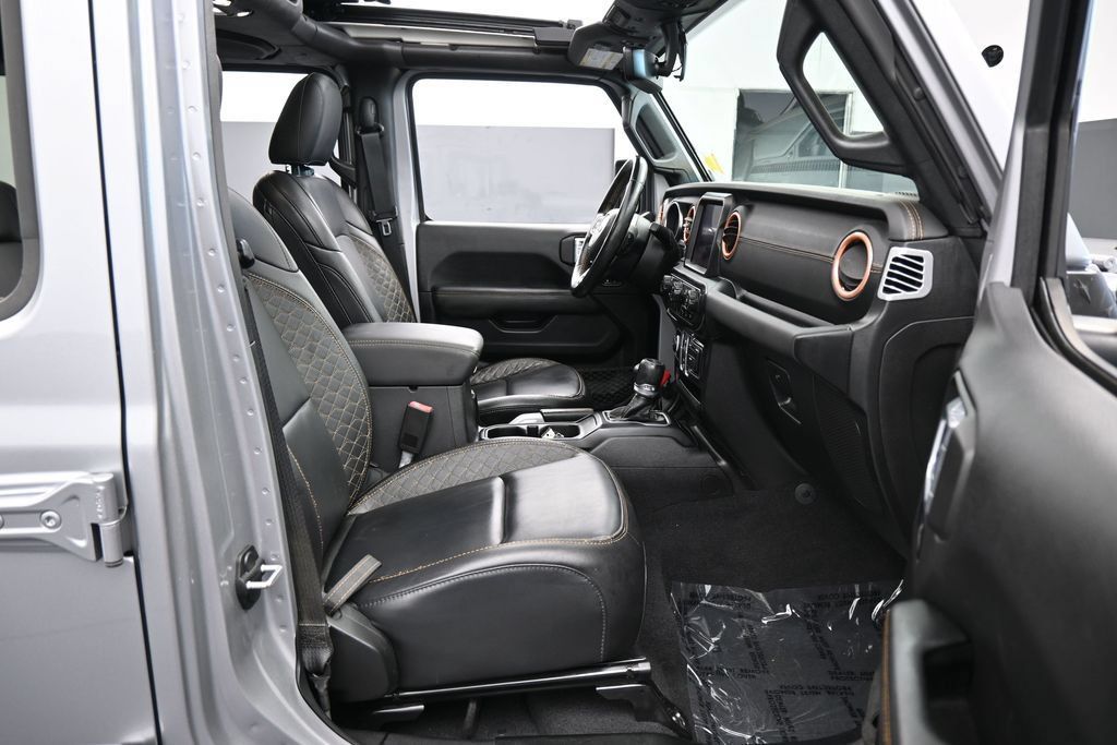 Used 2021 Jeep Wrangler Unlimited Sahara AWD/4WD image 41