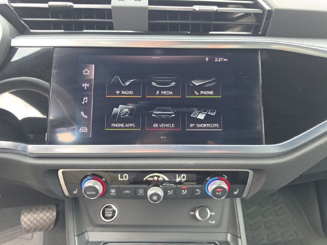 Used 2021 Audi Q3 2.0T Premium Plus w/ Premium Plus Package AWD/4WD image 33