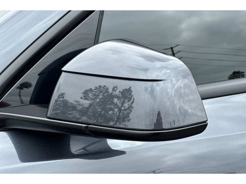 Used 2026 Tesla Model Y Long Range RWD image 12