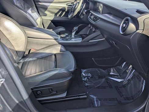 Used 2018 Alfa Romeo Stelvio Ti Sport image 20