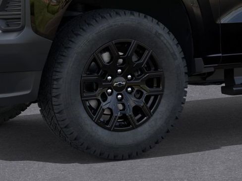 New 2026 Chevrolet Colorado W/T w/ WT Custom Package AWD/4WD image 9