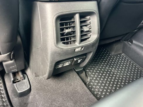 Used 2021 Jeep Cherokee Trailhawk AWD/4WD image 21