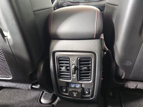 Used 2025 Dodge Durango R/T image 25