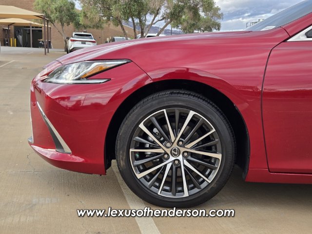 Used 2024 Lexus ES 350 w/ Premium Package FWD image 10