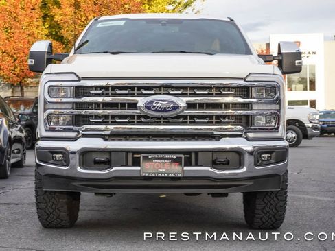 Used 2025 Ford F250 Lariat w/ Chrome Package image 17