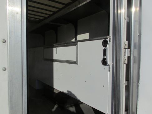 Used 2024 Ford E-350 and Econoline 350 Super Duty w/ Power Windows & Locks Group image 21