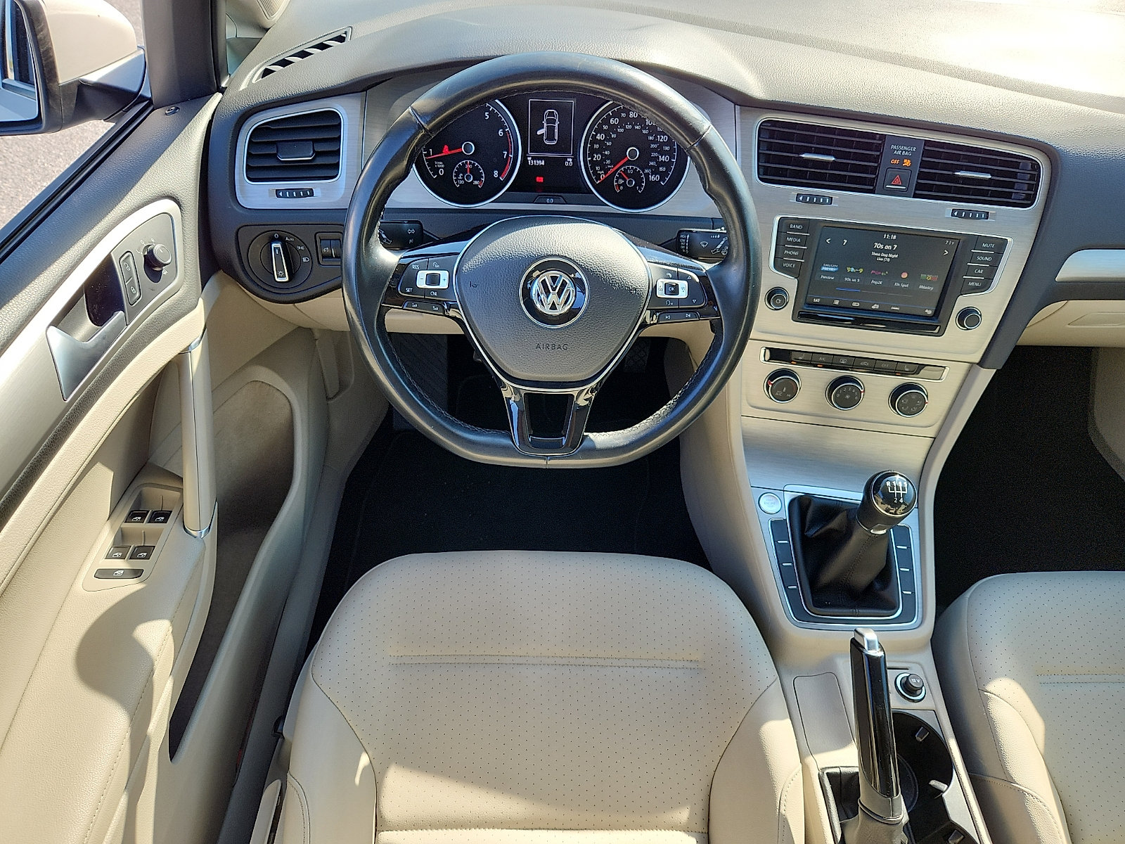 Used 2017 Volkswagen Golf Wolfsburg Edition FWD image 11