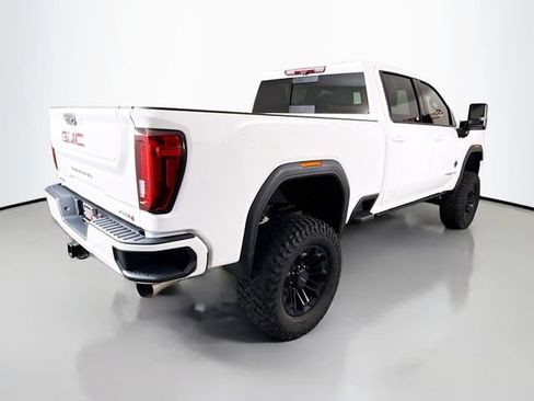 Used 2020 GMC Sierra 2500 AT4 w/ AT4 Premium Package AWD/4WD image 7