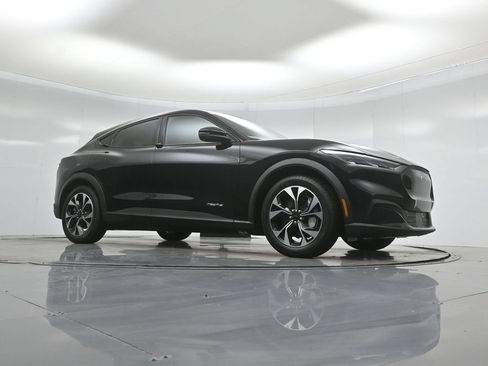 New 2026 Ford Mustang Mach-E Select RWD image 3