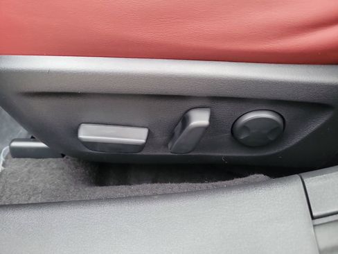 New 2026 MAZDA MAZDA3 Carbon image 18