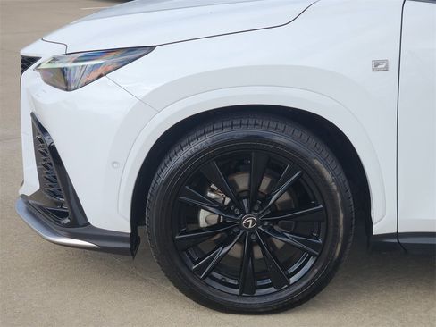 Used 2025 Lexus NX 450h+ F Sport image 8