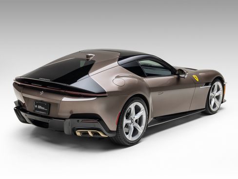 Certified 2025 Ferrari 12Cilindri image 13