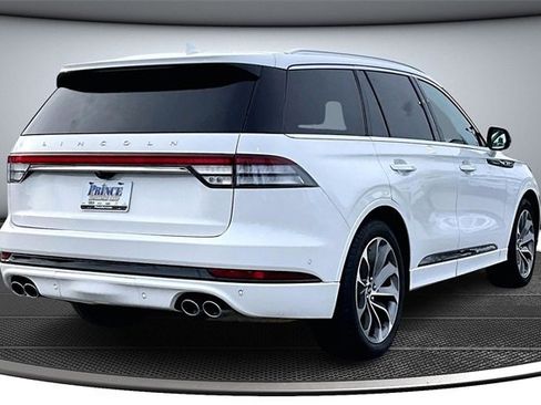 Used 2021 Lincoln Aviator Grand Touring w/ Equipment Group 302A image 6