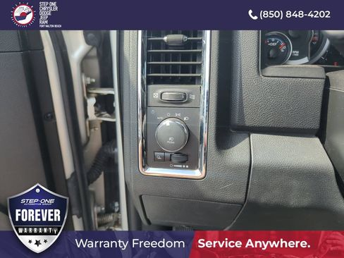 Used 2016 RAM 2500 Laramie AWD/4WD image 14