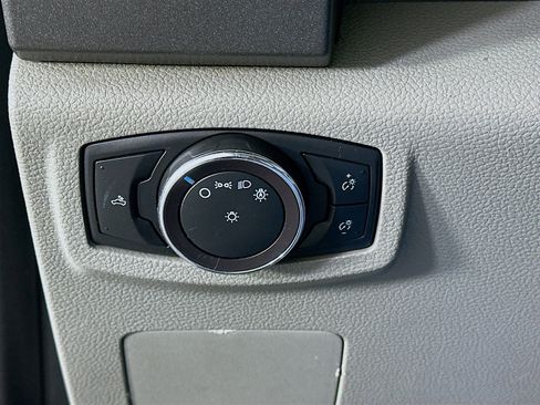 Used 2017 Ford F250 XL w/ Power Equipment Group image 16