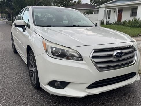 Used 2017 Subaru Legacy 3.6R Limited AWD/4WD image 4
