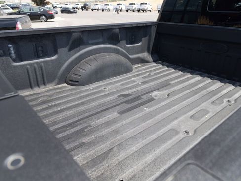 Used 2024 Ford F350 Platinum w/ FX4 Off-Road Package image 13